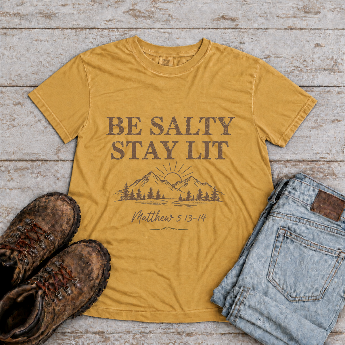 "Be salty, Stay lit" T-Shirt