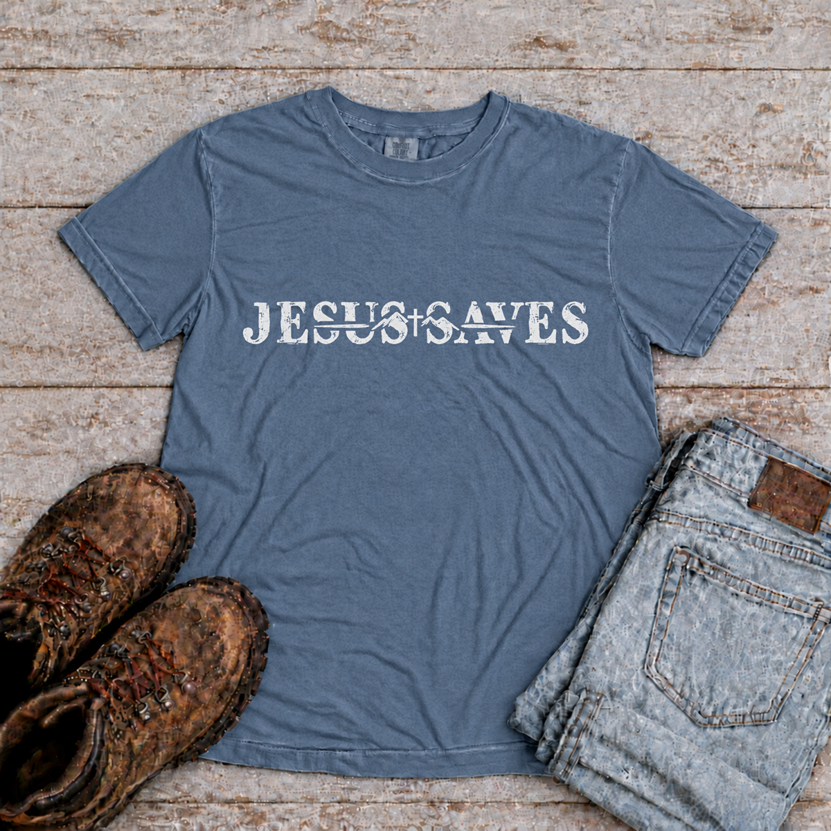 "Jesus saves" T-Shirt